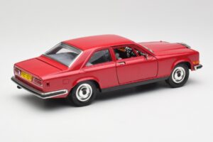 Rolls-Royce Camargue Punane Bburago 1:22 3001 Metall - pilt 3/8