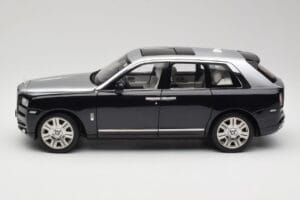 Rolls-Royce Cullinan Must & Hõbe OEM 1:18 ROLLS001 Metall - pilt 4/8