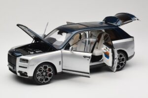 Rolls-Royce Cullinan Sinine & Hõbe Kahevärviline OEM 1:18 028-16B Metall - pilt 2/8