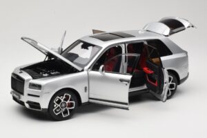Rolls-Royce Cullinan Hõbedane Shadow Wheels Velgedega OEM 1:18 028-16A Metall - pilt 2/8