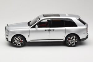 Rolls-Royce Cullinan Hõbedane Shadow Wheels Velgedega OEM 1:18 028-16A Metall - pilt 4/8