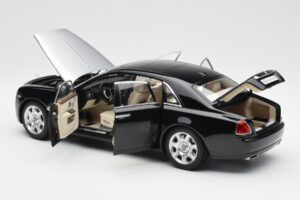 Rolls-Royce Ghost Must & Hõbedane Kyosho 1:18 008802BKS2 Metall - pilt 5/8