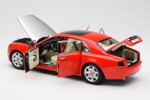 Rolls-Royce Ghost Punane & Hõbe Kyosho 1:18 008802RS Metall - pilt 5/8
