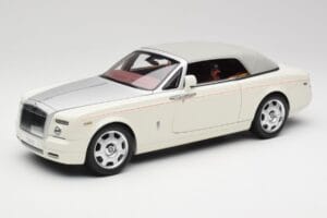 Rolls-Royce Phantom Drophead Coupe English Valge Kyosho 1:18 08871EW2 Metall - pilt 4/10
