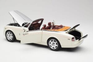 Rolls-Royce Phantom Drophead Coupe English Valge Kyosho 1:18 08871EW2 Metall - pilt 7/10