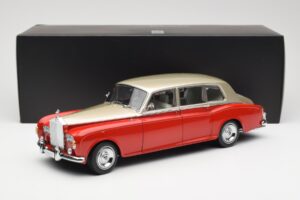 Rolls-Royce Phantom VI Punane Helebebeež Kyosho 1:18 08905RLB Metall - pilt 8/8