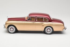 Rolls-Royce Silver Cloud III Flying Spur H.J. Mulliner Punane & Kuldne MCG 1:18 MCG18132 Metall - pilt 3/6