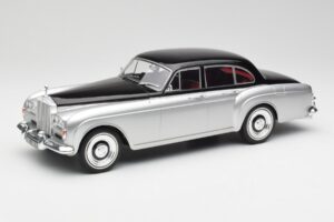 Rolls-Royce Silver Cloud III Mulliner Hõbedane & Must MCG 1:18 MCG18128 Metall