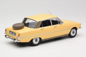 Rover 3500 V8 P6 Kreemjas MCG 1:18 MCG18046 Metall - pilt 2/6