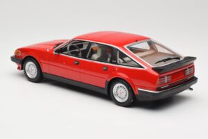 Rover Vitesse SD1 3.5 V8 Punane Minichamps 1:18 107138401 Metall - pilt 5/6