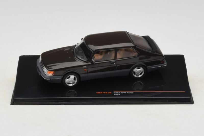 Saab 900 Turbo Must IXO 1:43 CLC577N Metall