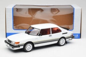 Saab 900 Turbo Valge MCG 1:18 MCG18339 Metall - pilt 6/6