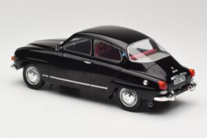 Saab 96 V4 Must MCG 1:18 MCG18063 Metall - pilt 5/6