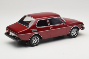 Saab 99 EMS Metallic Punane MCG 1:18 MCG18441 Metall - pilt 2/6
