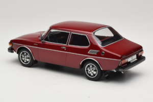 Saab 99 EMS Metallic Punane MCG 1:18 MCG18441 Metall - pilt 5/6