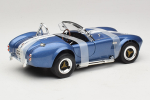 Shelby Cobra 427 S/C Sinine Valge Triip Road Signature 1:18 92058-P2 Metall - pilt 2/6
