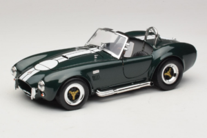 Shelby Cobra 427 S/C Tumerohelinen Valged Triibud Road Signature 1:18 92058-P1 Metall