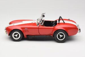 Shelby Cobra 427 S/C Guardsman Red ERTL 1:18 7369 Metall - pilt 4/8
