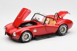 Shelby Cobra 427 S/C Punane Kyosho 1:18 08047R Metall - pilt 2/8