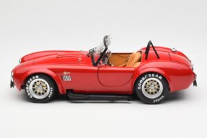 Shelby Cobra 427 S/C Punane Kyosho 1:18 08047R Metall - pilt 4/8