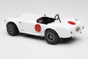 Shelby Cobra 427 S/C Valge Auto World 1:18 AWSS104 Metall - pilt 7/8