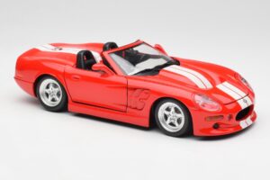 Shelby Series 1 Kabriolett Punane Bburago 1:18 3353 Metall - pilt 6/8