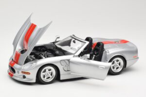 Shelby Series 1 Hõbedane Bburago 1:18 3323 Metall - pilt 2/8