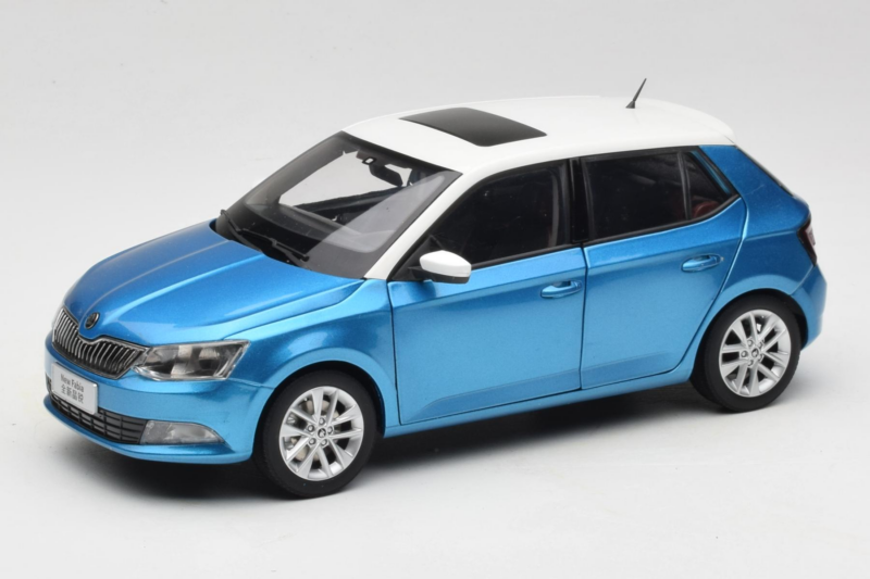 Skoda Fabia Mk3 Sinine OEM 1:18 ZSF000004BLA Metall