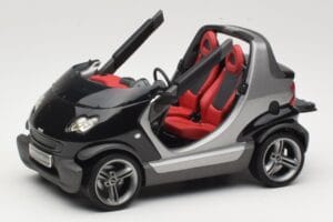 Smart Crossblade 450 Must Minichamps 1:18 0013440V001C02Q00 Metall - pilt 2/8