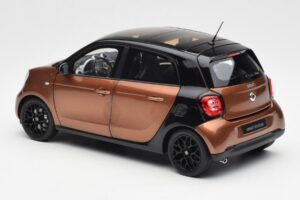 Smart Forfour W453 Must Hazel Pruun Norev 1:18 B66960299 Metall - pilt 7/8