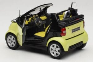 Smart Fortwo 450 Cabrio Kollane Minichamps 1:18 0012889V001C49Q00 Metall - pilt 5/8
