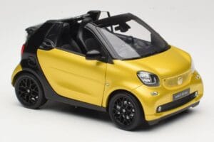 Smart Fortwo 453 Kabriolett Must Ja Kollane Norev 1:18 B66960289 Metall - pilt 6/8
