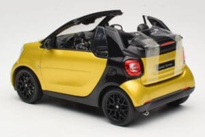 Smart Fortwo 453 Kabriolett Must Ja Kollane Norev 1:18 B66960289 Metall - pilt 7/8
