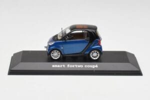 Smart Fortwo Coupe Aqua Sinine Metallic & Must Minichamps 1:43 Q0022558V001C77Q00 Metall