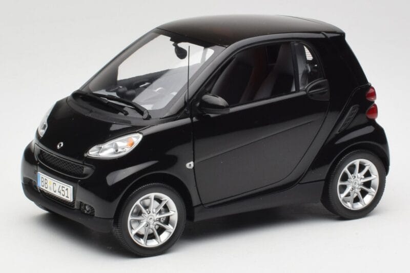 Smart Fortwo Coupe W451 Deep Must Minichamps 1:18 Q0022563V001C02Q00 Metall