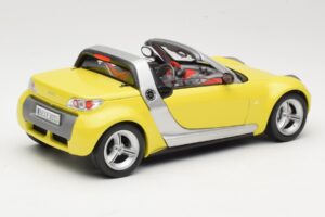Smart Roadster 452 Kollane Bburago 1:18 34099-M2 Metall - pilt 3/8