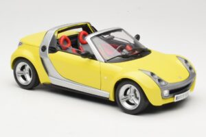 Smart Roadster 452 Kollane Bburago 1:18 34099-M2 Metall - pilt 6/8