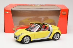 Smart Roadster 452 Kollane Bburago 1:18 34099-M2 Metall - pilt 8/8