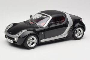 Smart Roadster Must Bburago 1:18 34099-M1 Metall
