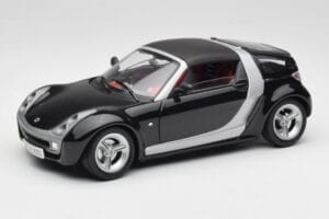 Smart Roadster Tumesininen Bburago 1:18 34917 Metall