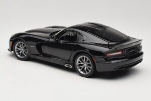 SRT Viper GTS Must Maisto 1:18 31128 Metall - pilt 7/8