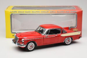 Studebaker Golden Hawk Apache Red Motor City 1:18 80009 Metall - pilt 8/8