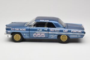 Pontiac Catalina Super Duty Super Stock #655 Sinine 1962 Auto World 1:18 AW201/06 Metall - pilt 4/8