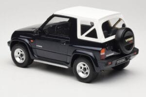 Suzuki Vitara Cabrio JLX Deep Blue Pearl Metallic Otto 1:18 OT492 Vaik - pilt 5/6