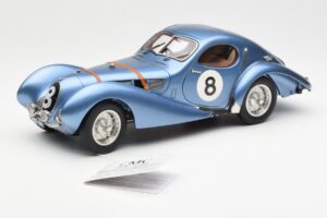 Talbot-Lago T150 C-SS #8 24 Hours of Le Mans 1939 CMC 1:18 M-167 Metall