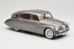 Tatra 87 Hall MCG 1:18 MCG18068 Metall - pilt 4/6