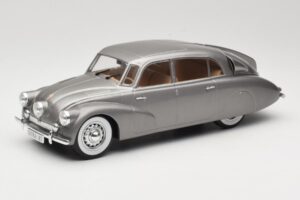 Tatra 87 Hall MCG 1:18 MCG18068 Metall