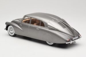 Tatra 87 Hall MCG 1:18 MCG18068 Metall - pilt 5/6
