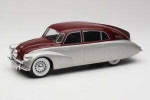 Tatra 87 Hõbe & Tumepunane MCG 1:18 MCG18067 Metall