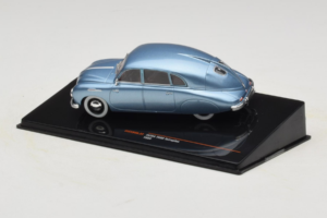 Tatra T600 Tatraplan Sinine IXO 1:43 CLC594N Metall - pilt 3/4